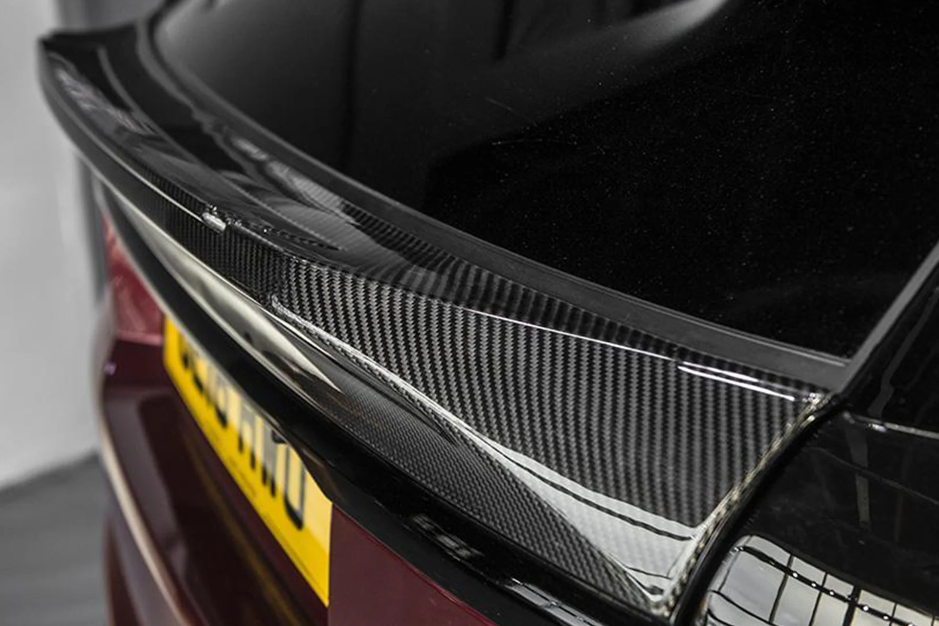 RANGE ROVER SPORT (2018-2022) Exposed Carbon Lower Rear Boot Wing - Image 4