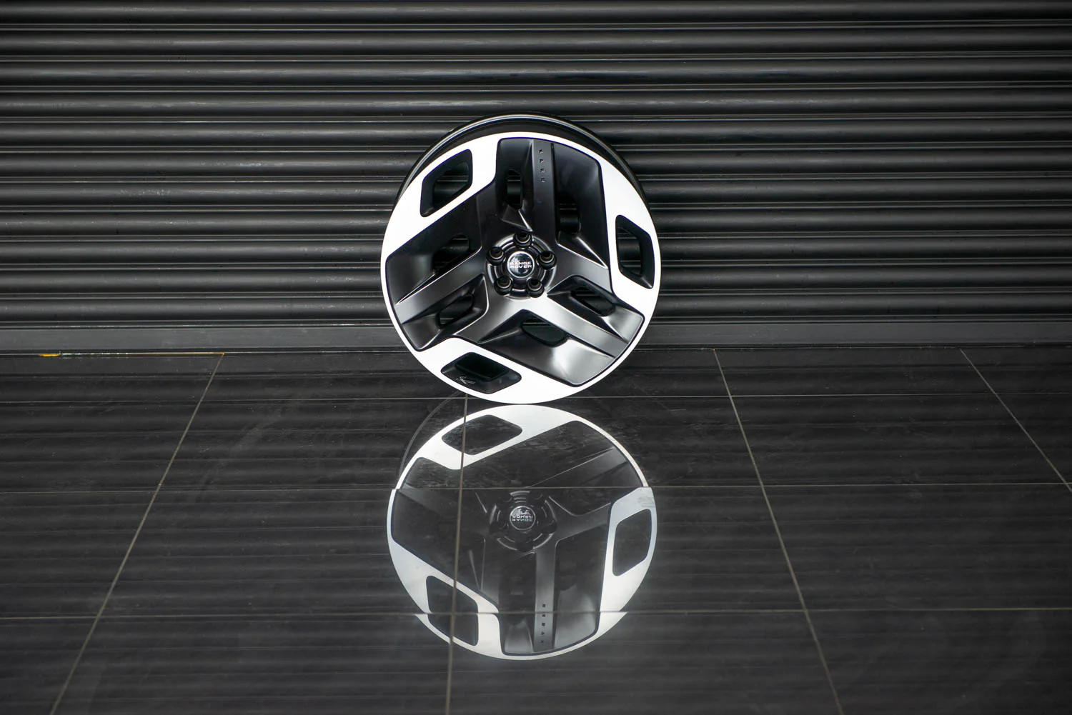 Range Rover Sport (2022 Onwards) Type 33 Forged Alloy Wheels - Image 10
