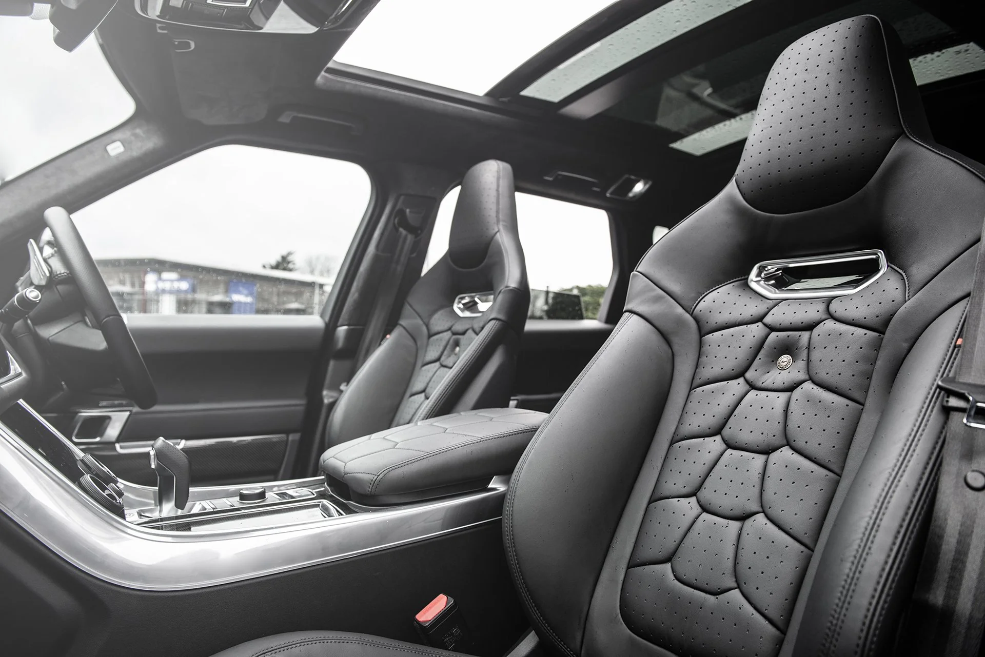 Range Rover Sport SVR (2015-2018) Leather Interior - Image 16
