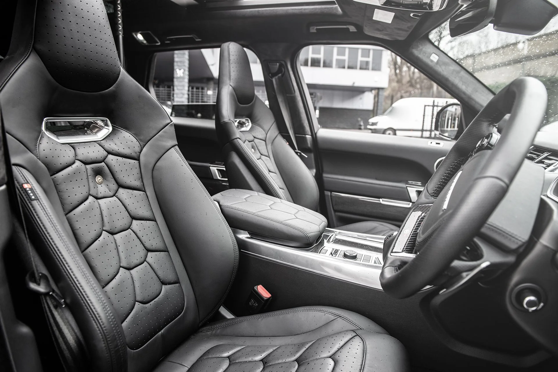 Range Rover Sport SVR (2015-2018) Leather Interior - Image 22
