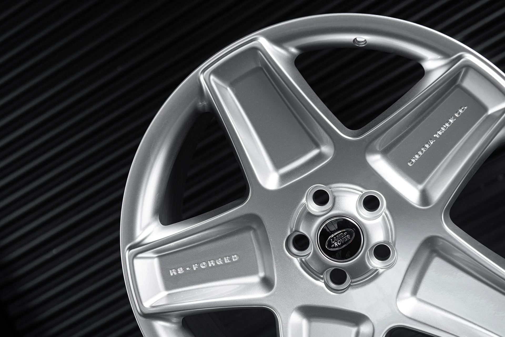 Range Rover Sport SVR (2015-2018) Mondial Retro RS-Forged Light Alloy Wheels - Image 5