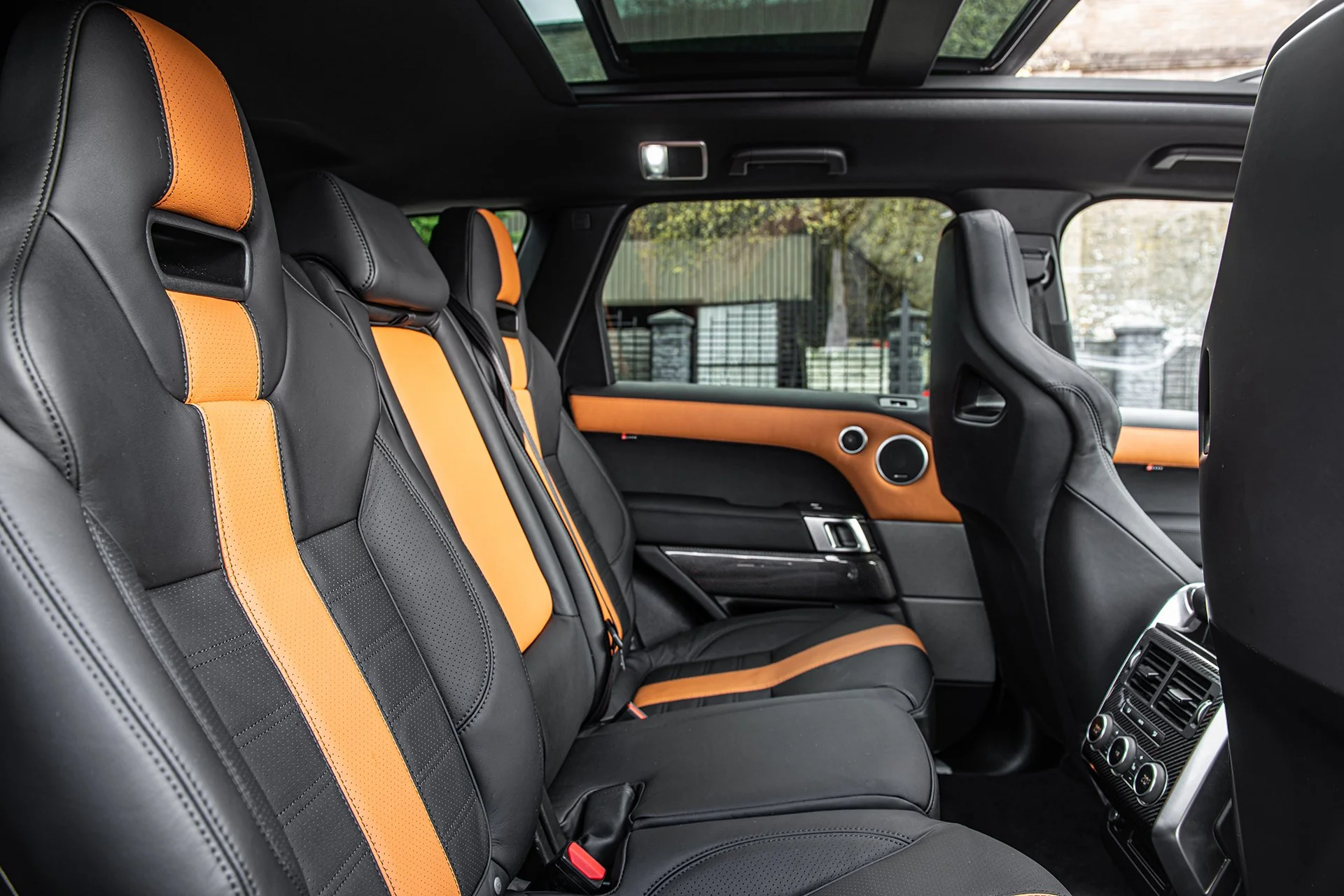 Range Rover Sport SVR (2018 Onwards) Leather Interior - Image 6