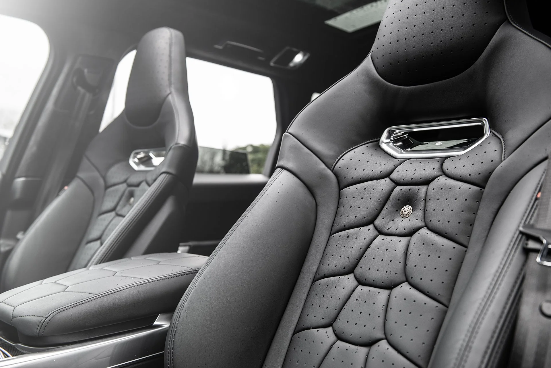 Range Rover Sport SVR (2018 Onwards) Leather Interior - Image 15
