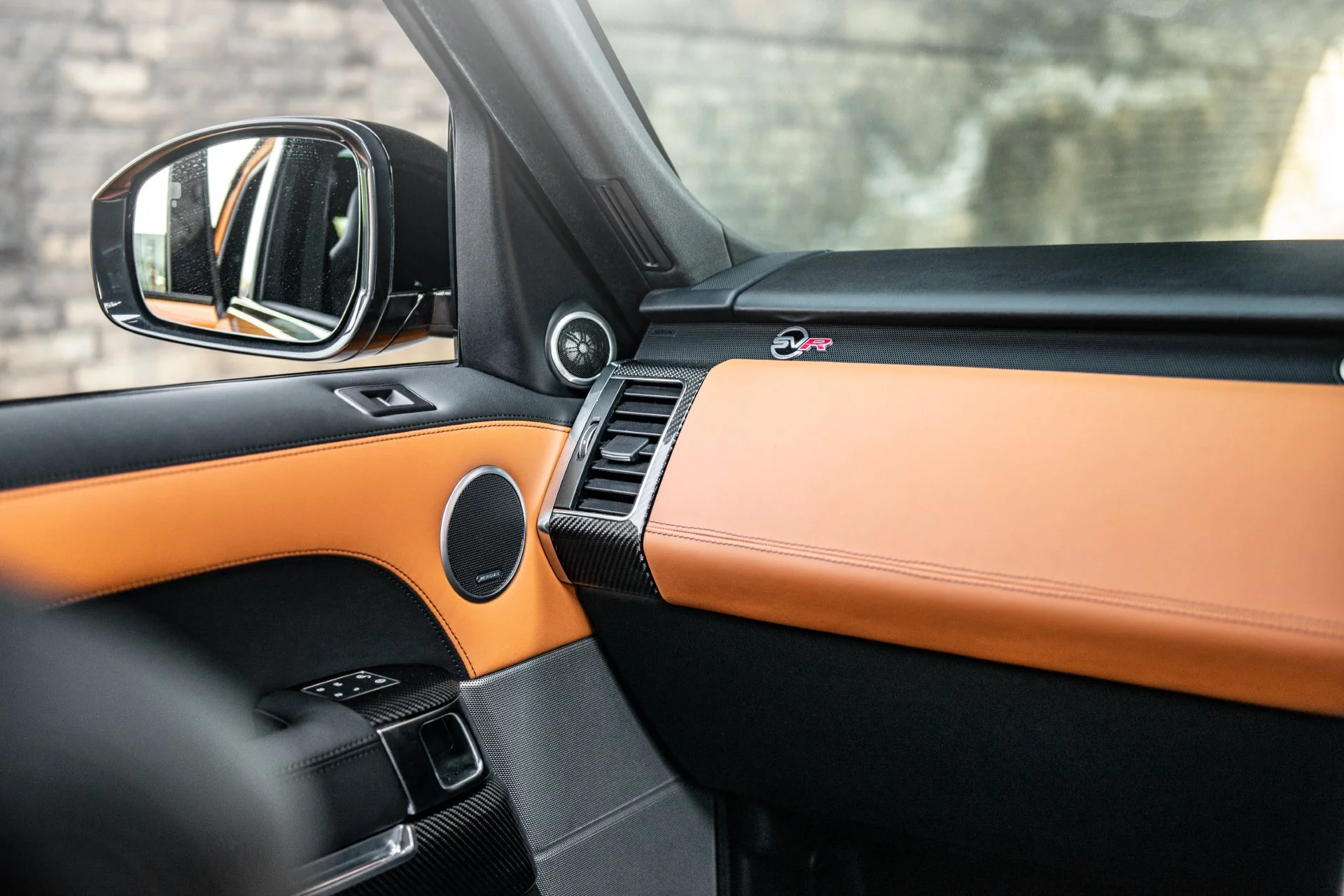 Range Rover Sport SVR (2018 Onwards) Dashboard & Instrument Binnacle - Image 7