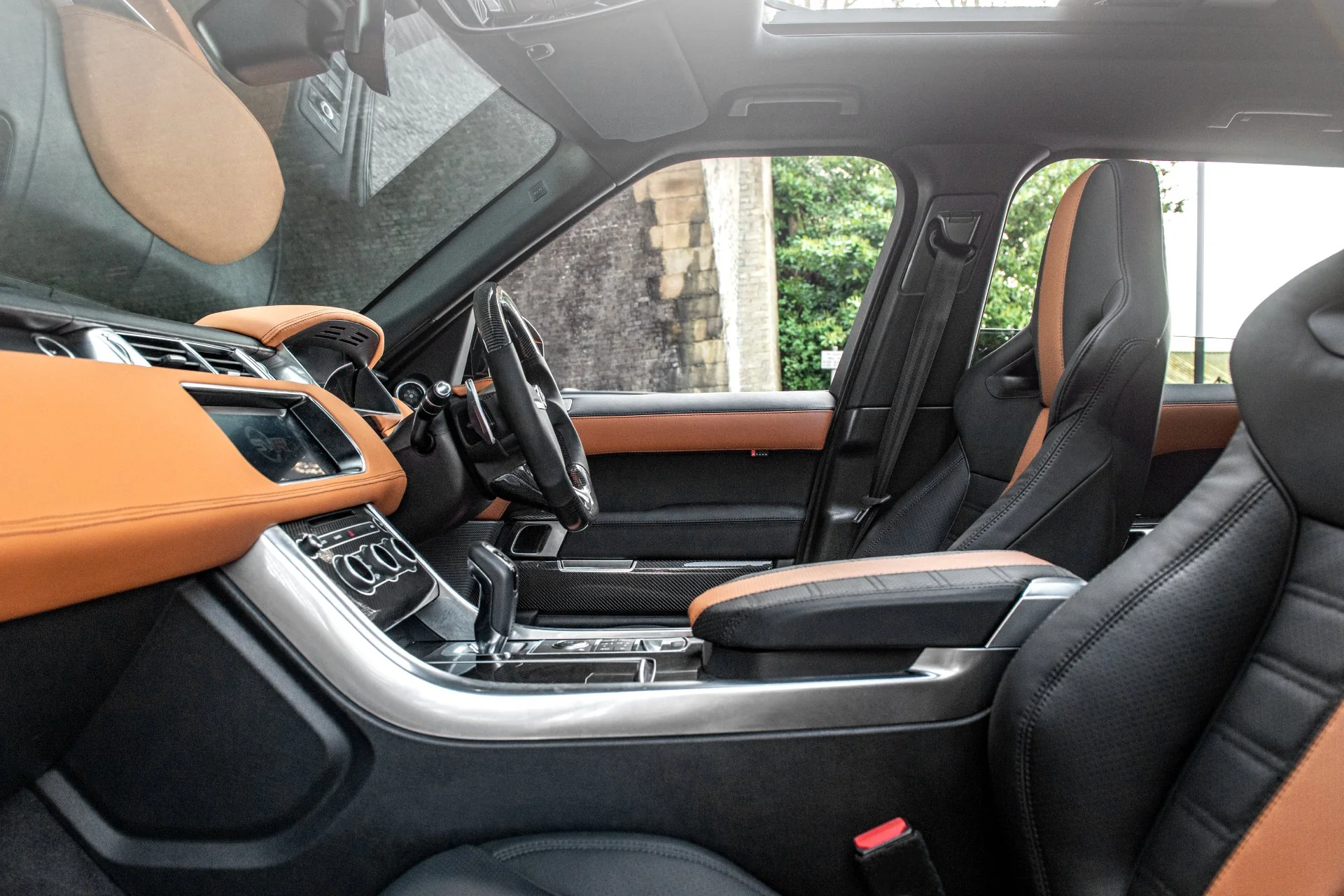Range Rover Sport SVR (2018 Onwards) Dashboard & Instrument Binnacle - Image 8