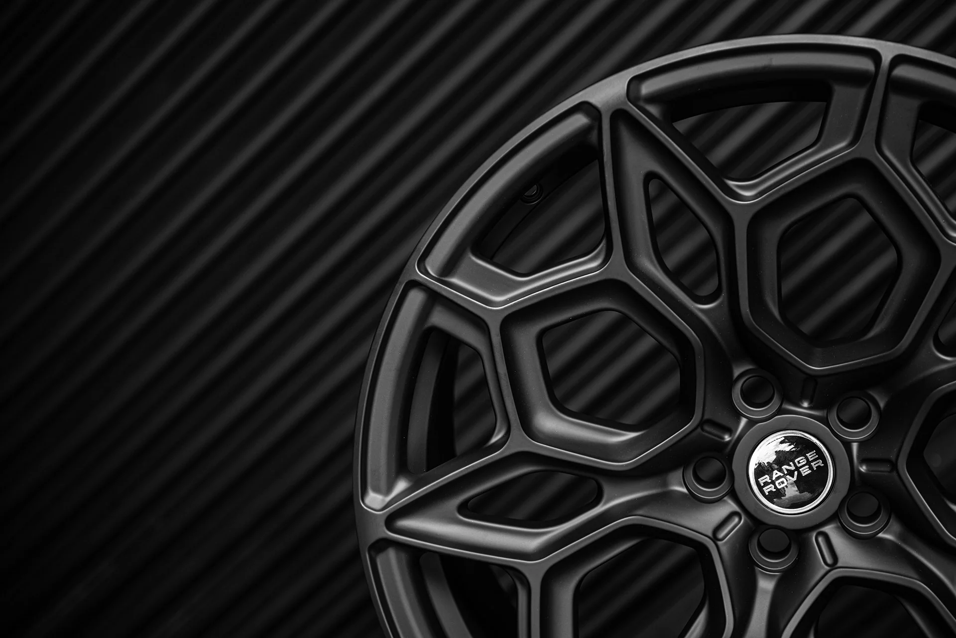Range Rover Sport SVR (2018 Onwards) Type 57 RS-Forged Alloy Wheels - Image 4