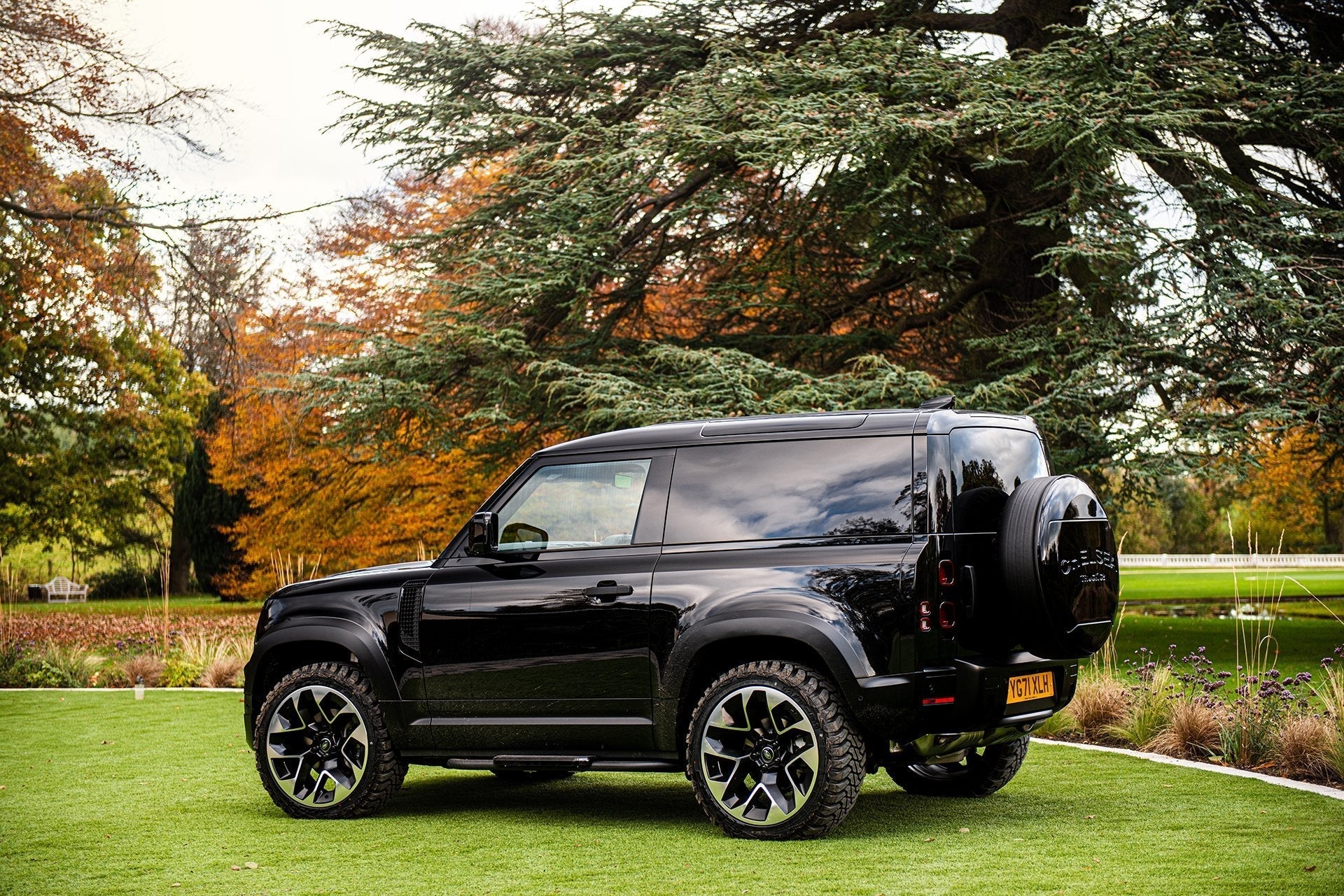 Range Rover Sport SVR (2018 Onwards) Type 60 RS-Forged Light Alloy Wheels - Image 16
