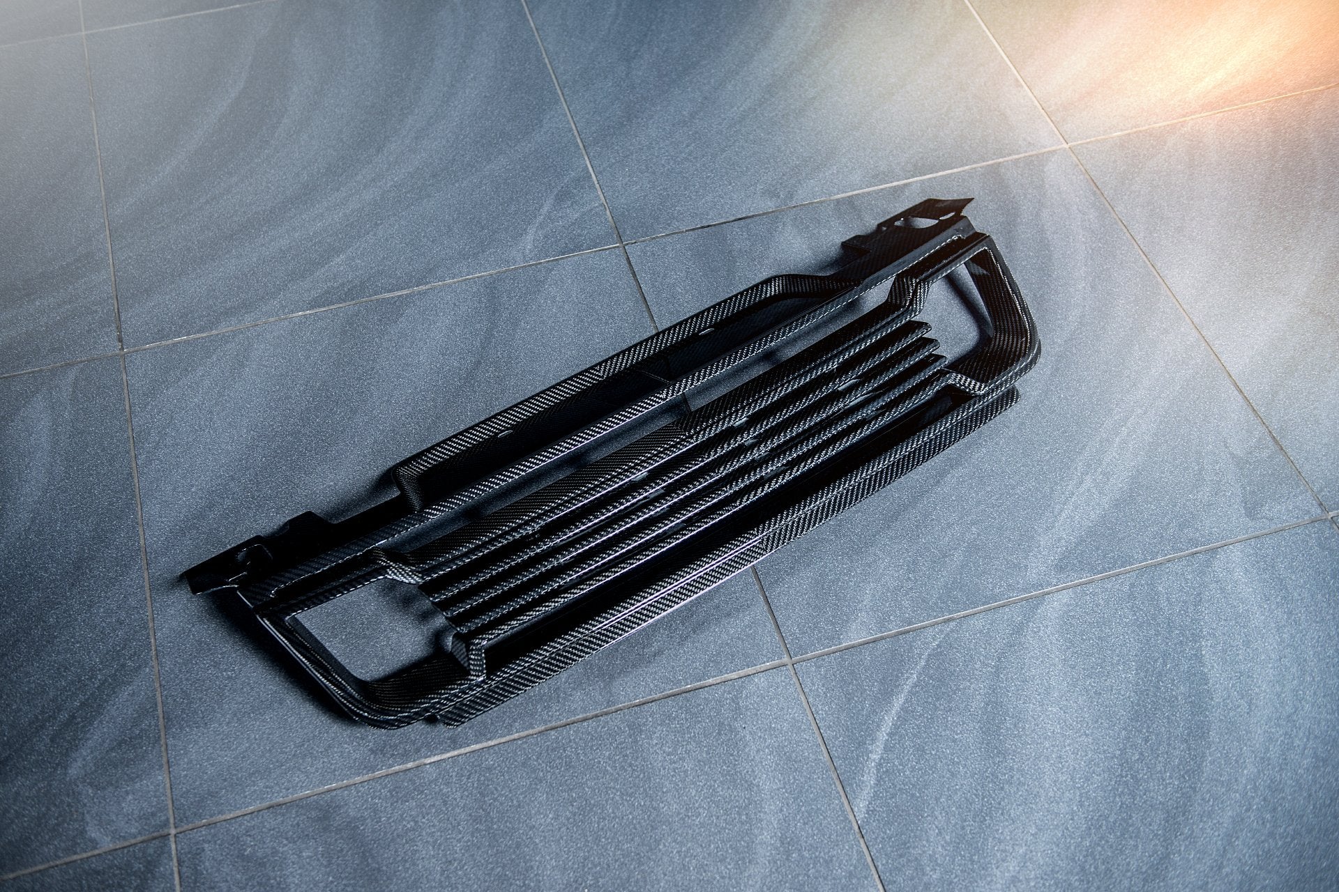 RANGE ROVER SPORT SVR (2018 Onwards) PACE CAR Exposed Carbon Body Kit - Image 12