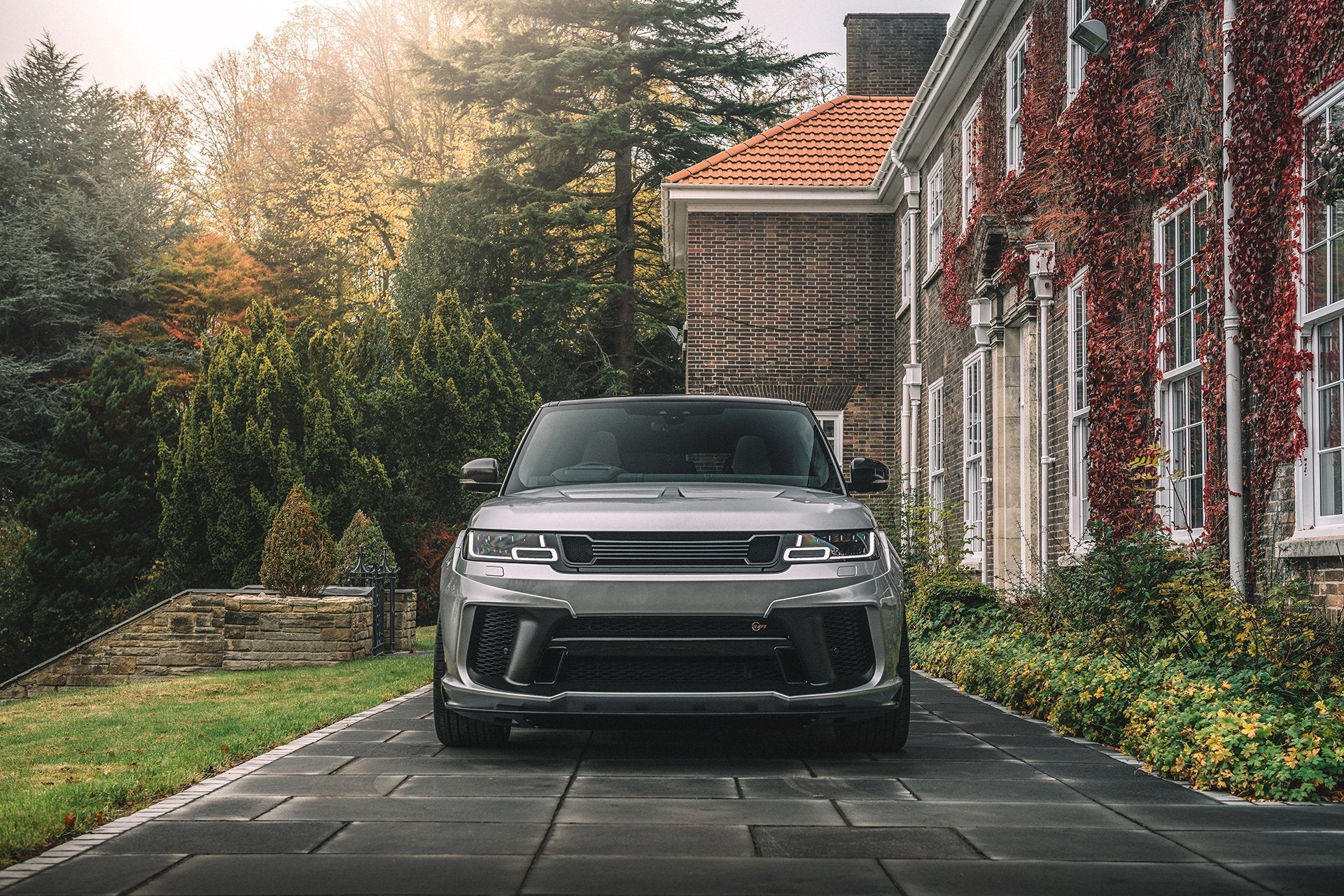 RANGE ROVER SPORT SVR (2018 Onwards) PACE CAR Exposed Carbon Body Kit - Image 41