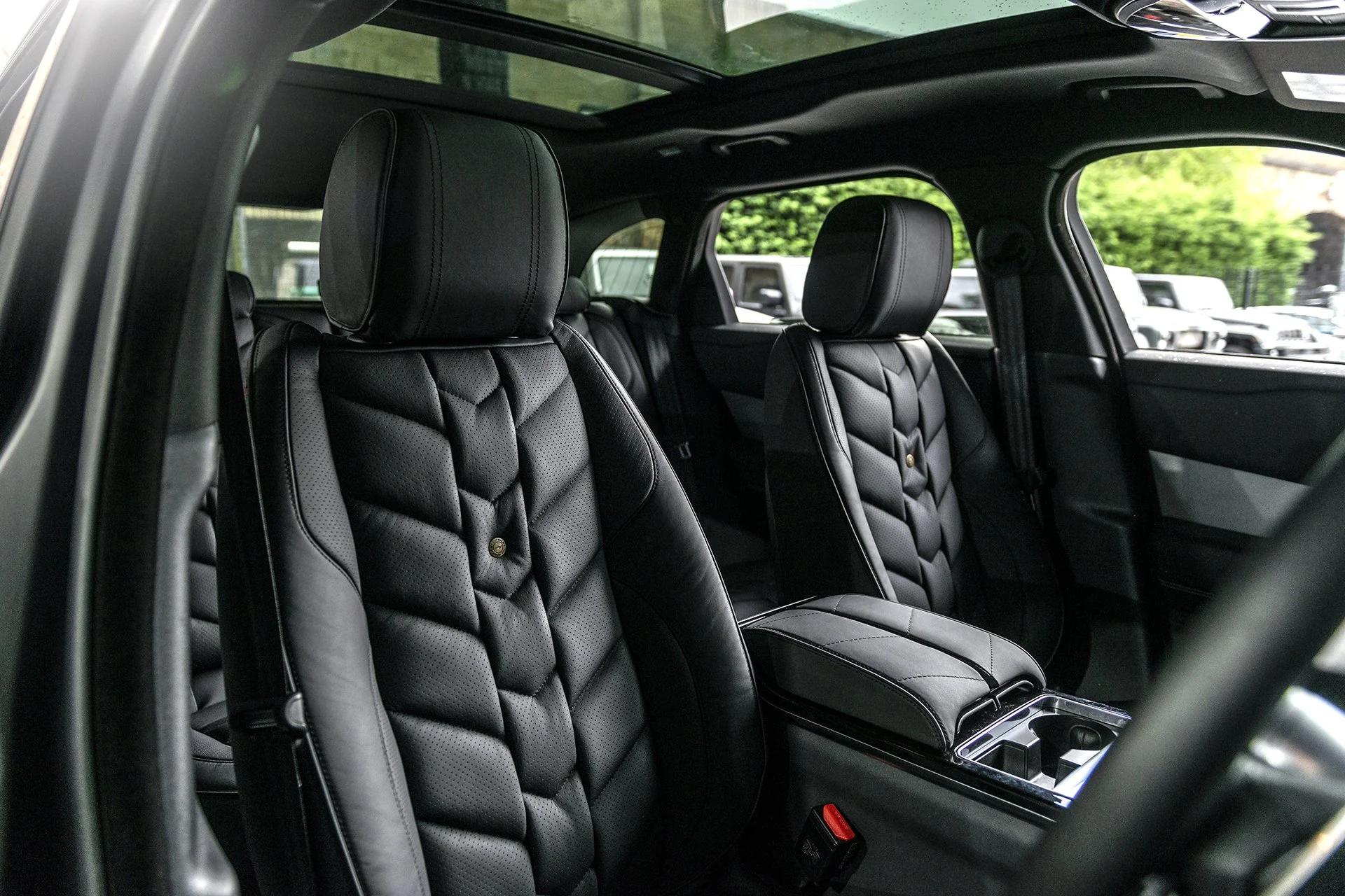 Range Rover Velar (2017 Onwards) Leather Interior - Image 9