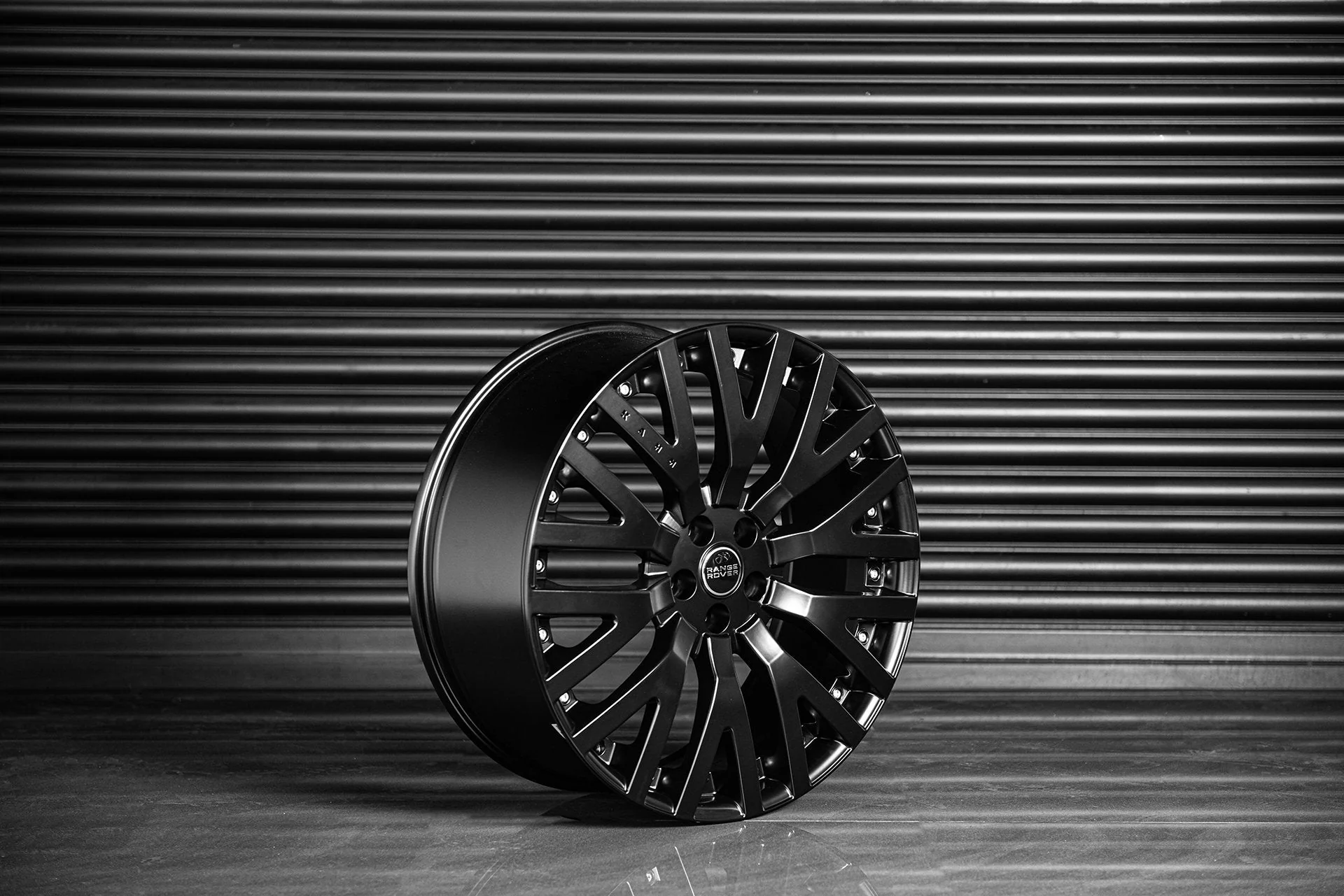 Range Rover (2012-2018) RS-2 Light Alloy Wheels - Image 9