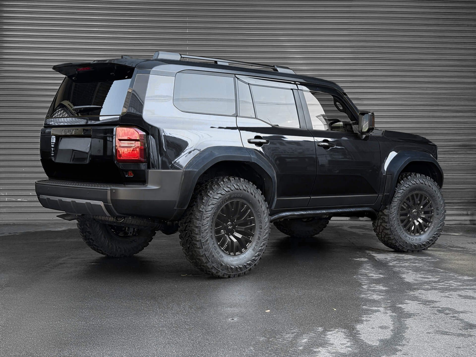 Toyota Land Cruiser 250 (2024 Onwards) Rear Roof Wing - Image 4