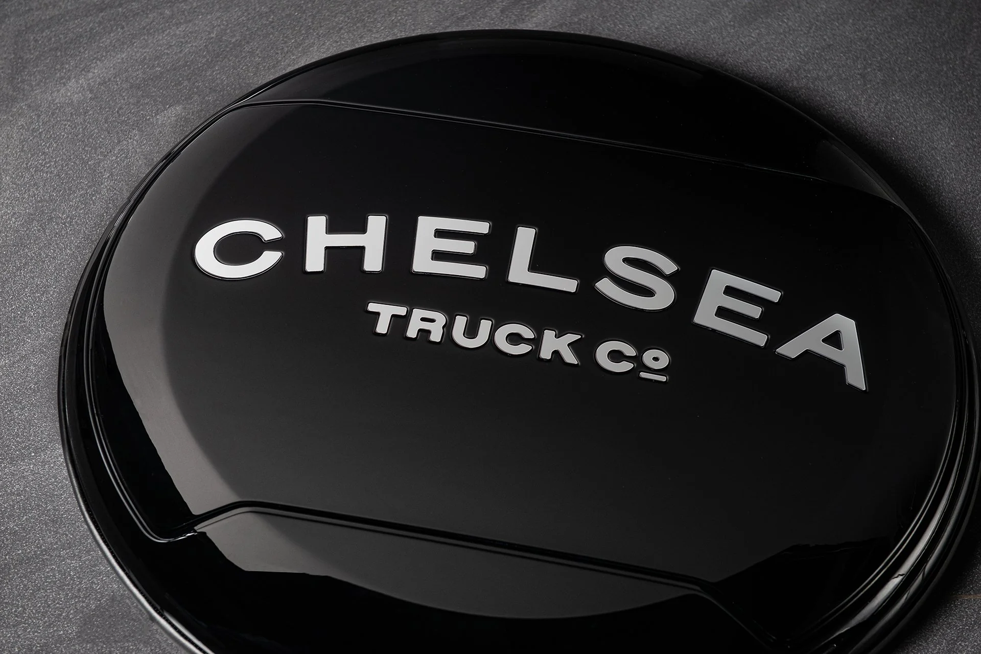 Land Rover Defender (2020 Onwards) Chelsea Truck Company Hard Spare Wheel Cover - Image 11