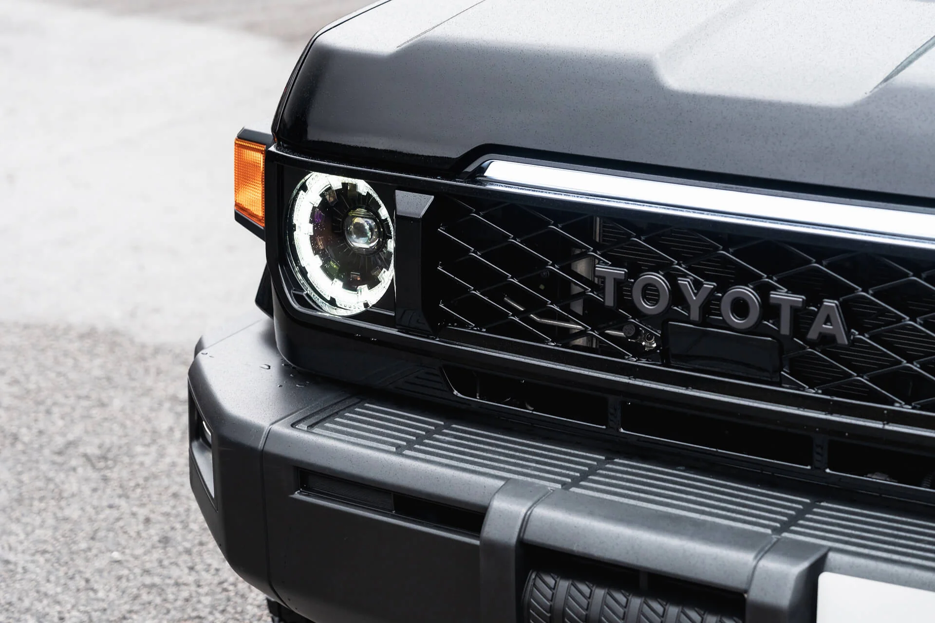 Toyota Land Cruiser 70 (2023 Onwards) LED Facelift Headlights with DRL's - Image 7